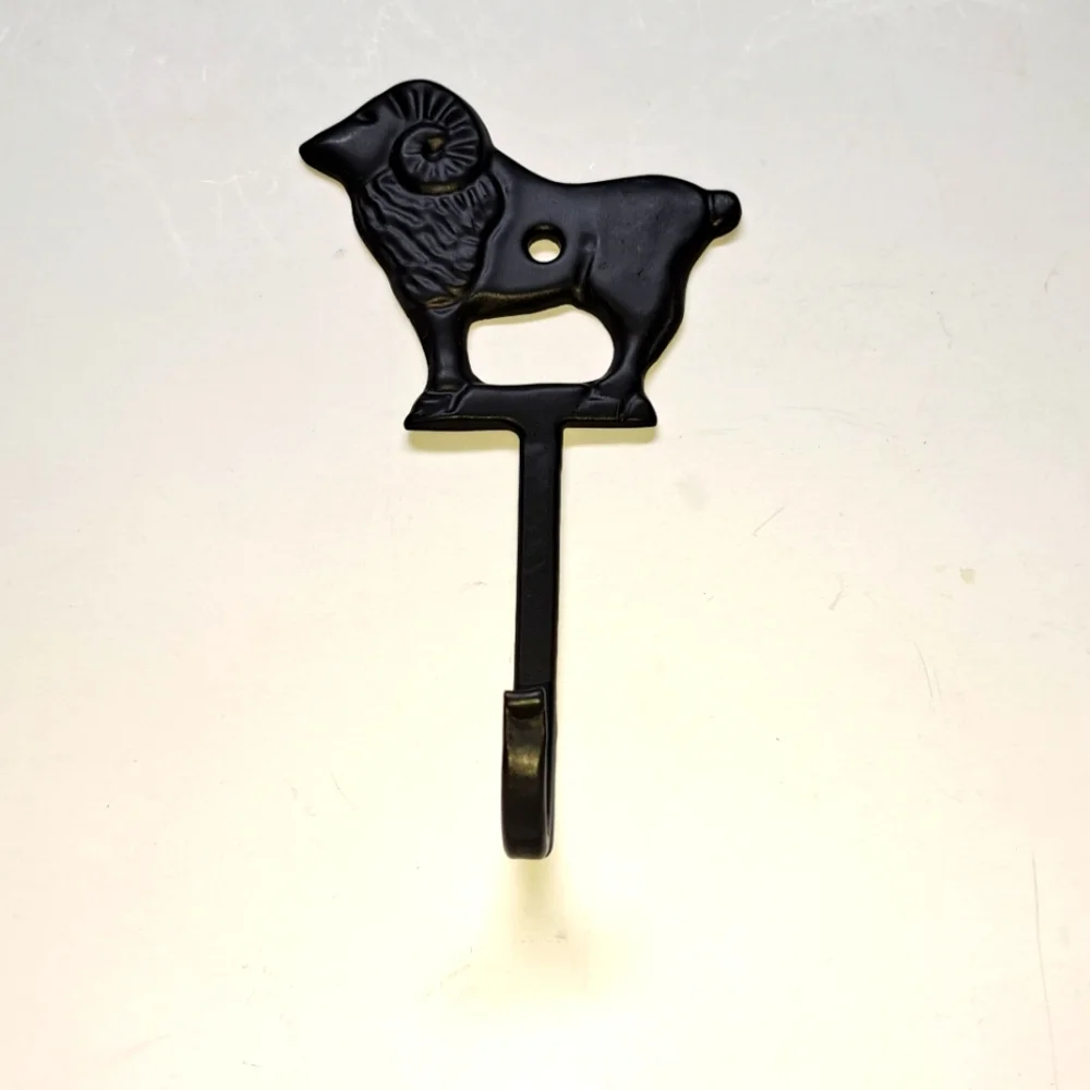 Black Metal Ram Hook Wall Decor Small